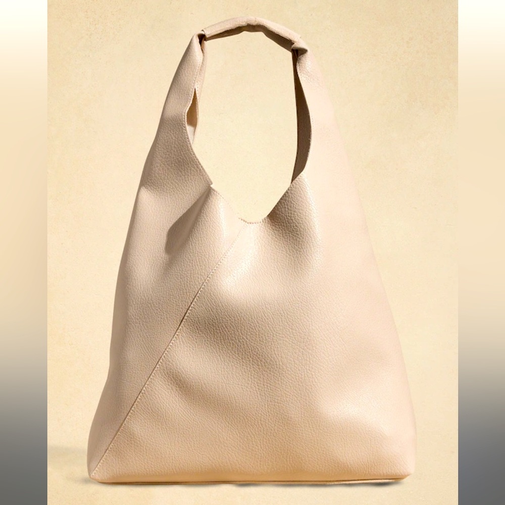 NWT BANANA REPUBLIC VEGAN LEATHER SLOUCHY TOTE